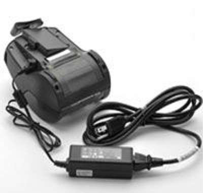  Опция Zebra P1031365-042 Зарядка EU QLn320 AC Adapter (заряжает батарею внутри принтера, так же работает с QLn-EC)