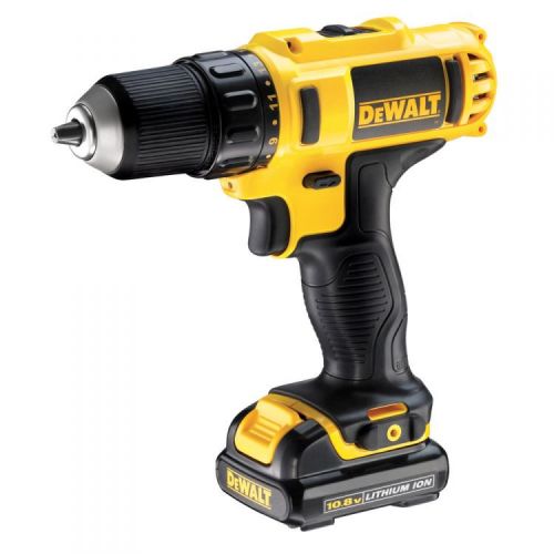  Дрель DeWALT DCD 710 DV