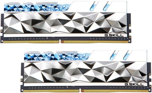 Модуль памяти DDR4 32GB (2*16GB) G.Skill F4-4000C14D-32GTES Trident Z Royal Elite PC4-32000 4000MHz CL14 радиатор silver 1.55V
