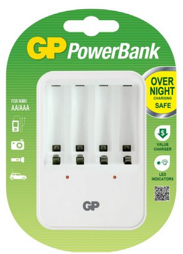 Зарядное устройство GP PB420GS поддерживает AA/AAA