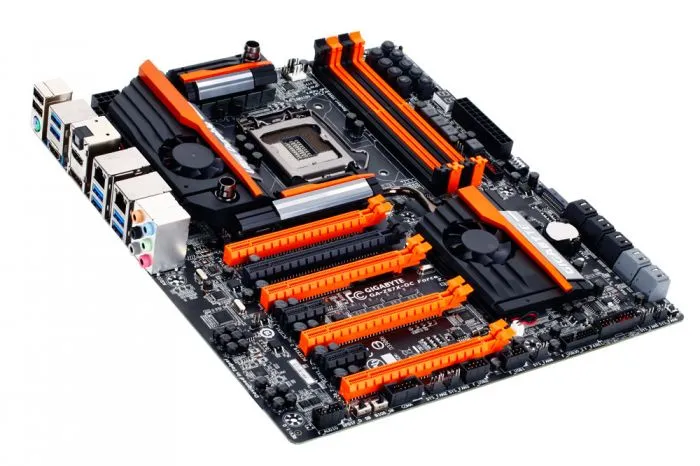 фото GIGABYTE GA-Z87X-OC Force