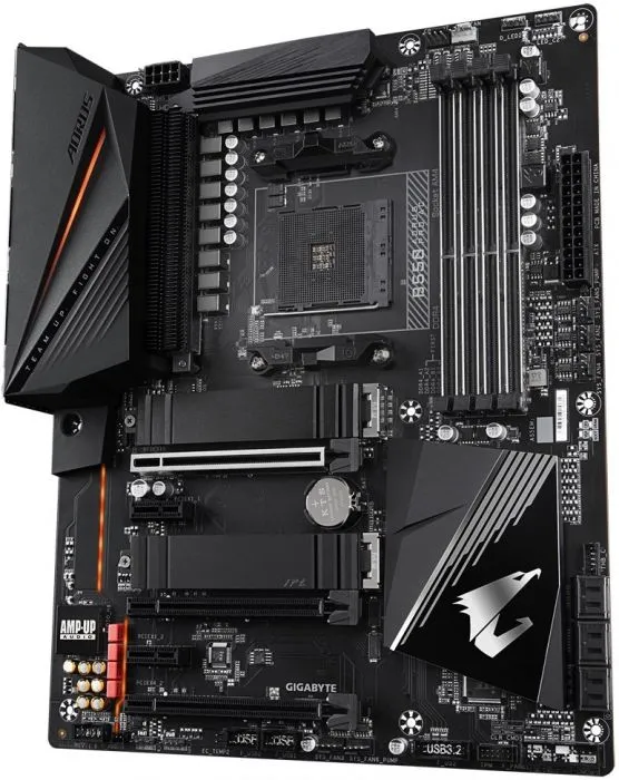 фото GIGABYTE B550 AORUS PRO AC