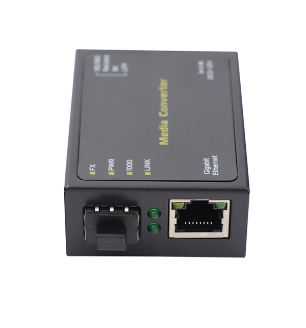 

Медиа-конвертер Optiset GE-Mini-SFP 10/100/1000Base-T - SFP slot, GE-Mini-SFP