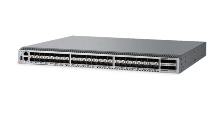 Коммутатор Brocade G620 FC, 64 ports/64 active, 48*32G SWL SFP+ transceivers, 4*128GBit SWL QSFP28 transceivers, 2 RPS, port-side exh, rails, EntBndl