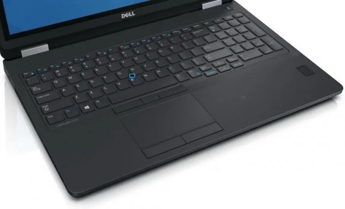 фото Dell Latitude E5570