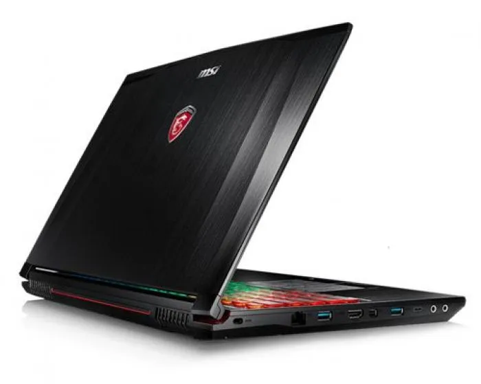 фото MSI GE62 6QE-462