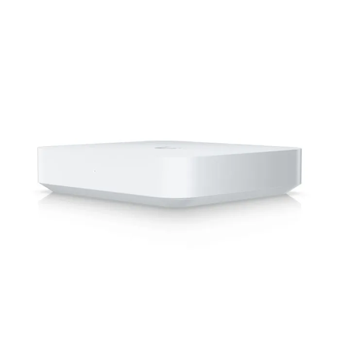 фото Ubiquiti UniFi Gateway Max