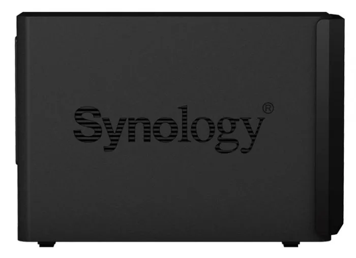 фото Synology DS218