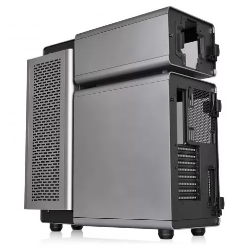 Компьютерный стол thermaltake