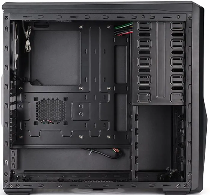 фото Zalman Z9