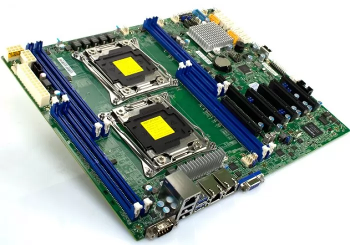 фото Supermicro SYS-6018R-MTR