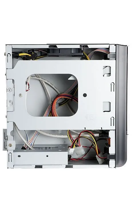 фото InWin BM639BL