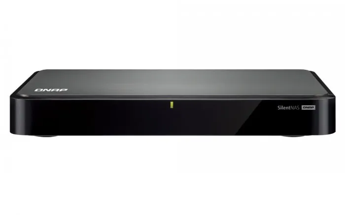 фото QNAP HS-210