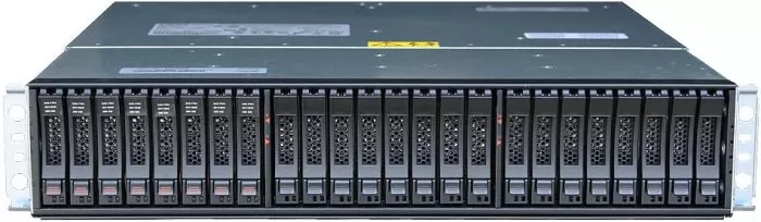 фото IBM Express System Storage DS3524 (1746A4D)