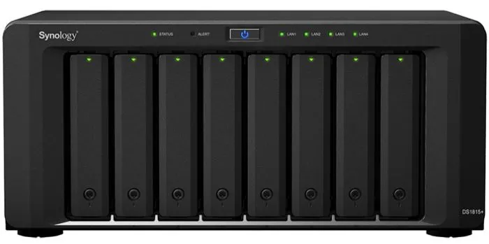 фото Synology DS1815+