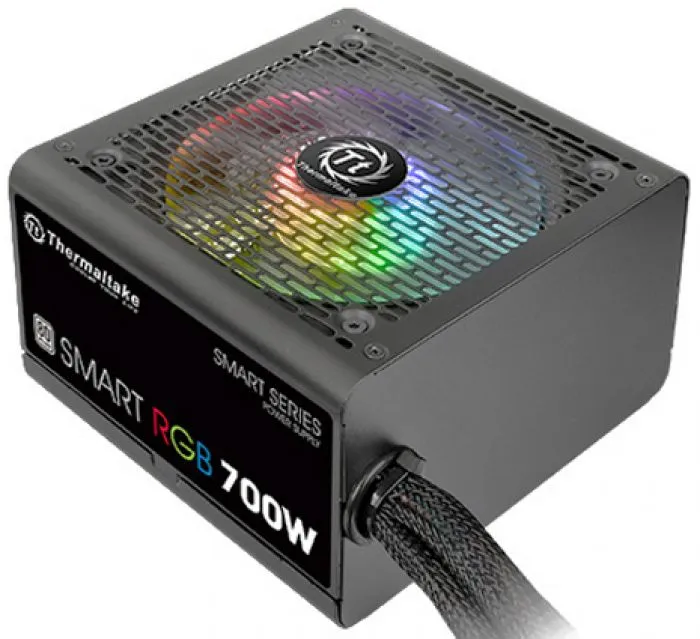 фото Thermaltake Smart RGB 700W