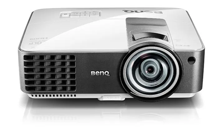 фото BenQ MX819ST