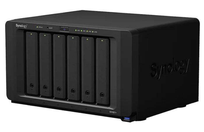 Сетевое хранилище Synology DS1621+ 6x3.5/2.5 HDD/SSD SATA (2xNVMe), RAID 0/1/5/6/10/JBOD, 4xGbLAN, 3xUSB3.2, 2xeSATA, без HDD orico ws series 3 5 2 bay usb3 0 hdd docking station with raid support 20tb aluminum 5gbps hdd enclosure 12v power hdd case