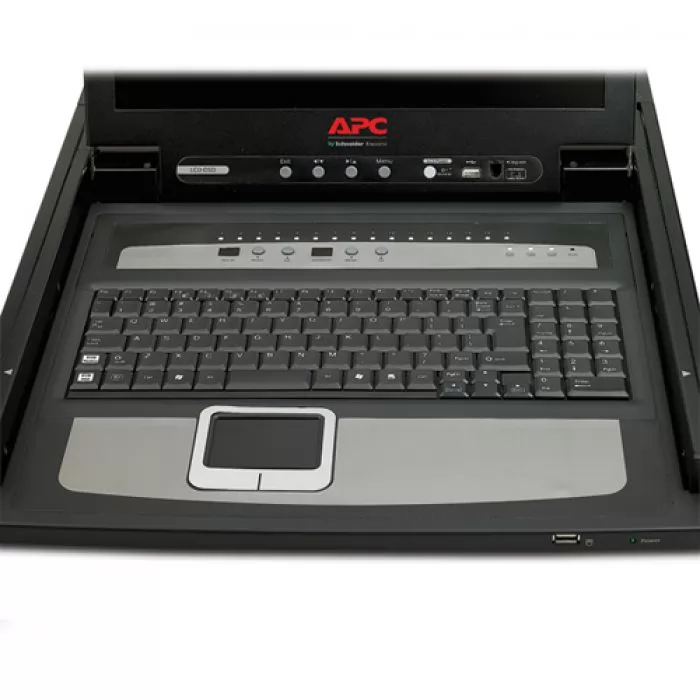 фото APC AP5816