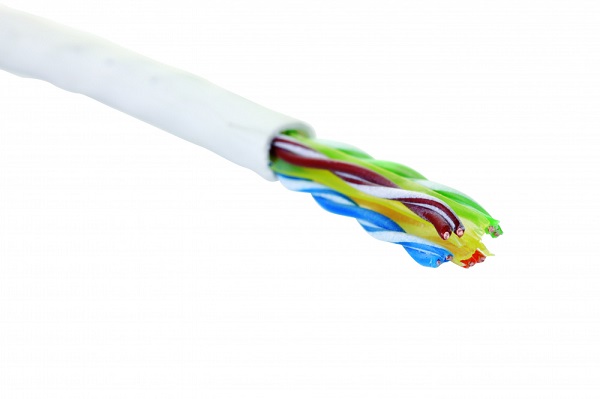 

Кабель витая пара U/UTP 6 кат. 4 пары Eurolan 19C-U6-02WT-B305 23AWG(0.57 мм), медь, одножильный (solid), внутренний, PVC, нг(А)-LS, белый, уп/305м, 19C-U6-02WT-B305