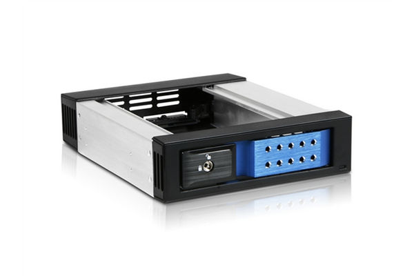 

Корзина Procase T3-101-SATA3-BL 1 SATA3/SAS 6Gb hotswap aluminium mobie rack (1x5,25) Black/blue, T3-101-SATA3-BL