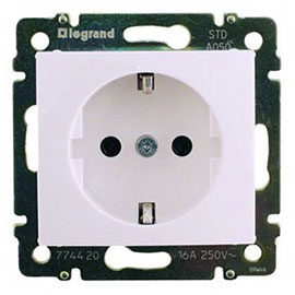 

Розетка Legrand 774222, 774222