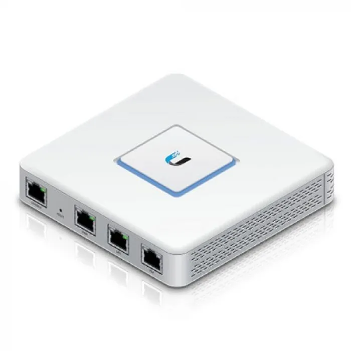 фото Ubiquiti USG