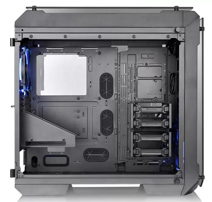 Thermaltake View 71 TG (CA-1I7-00F1WN-00)