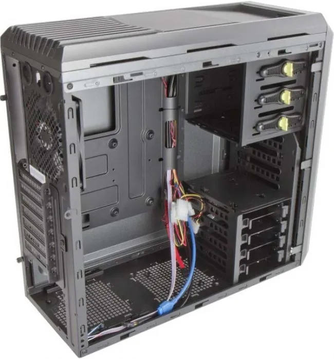 фото InWin BWR143BL