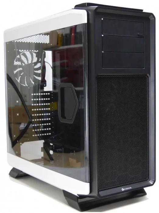 фото Corsair Graphite Series 760T