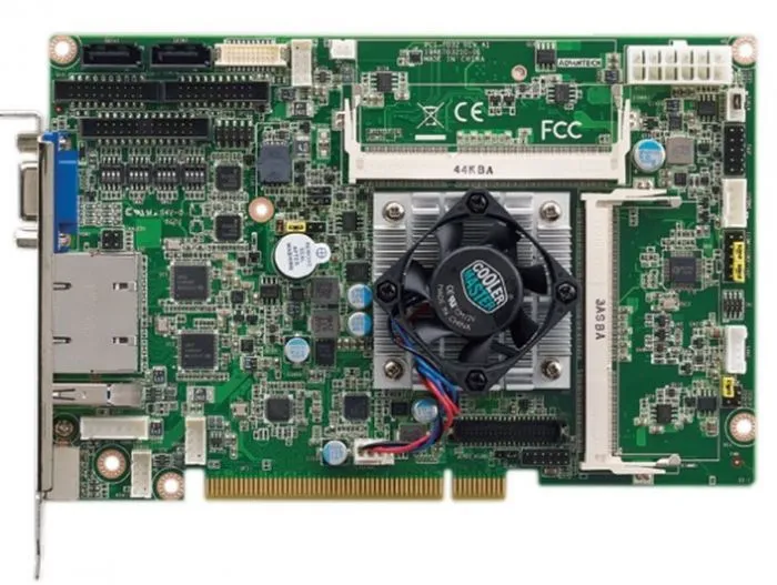 фото Advantech PCI-7032G2-00A2E