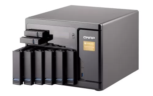 QNAP TVS-882T-i5-16G