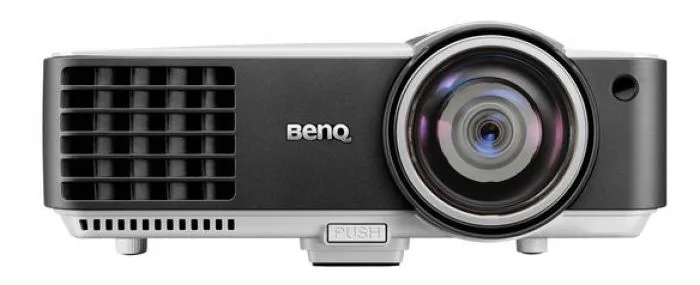 фото BenQ MX806ST