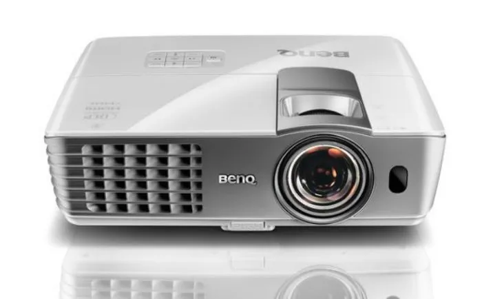 фото BenQ W1080ST+